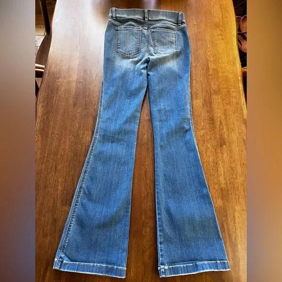 ❌DO NOT BUY ❌Spanx Pull on Flare Jeans Women's vintage Indigo Flared Size M NWT - Picture 11 of 13
